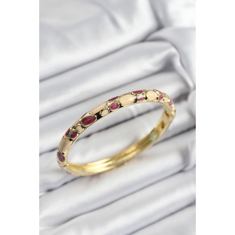 Mineli Pirinç Fuşya Ve Krem Petek Motifli Gold Renk Kadın Kelepçe - TJ-BB7403 Mineli Pirinç Fuşya Ve Krem Petek Motifli Gold Renk Kadın Kelepçe - TJ-BB7403