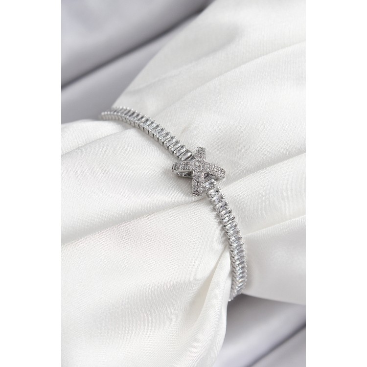 Pirinç Zirkon Taşlı X Detaylı Su Yolu Model Gümüş Renk Asansörlü Kadın Bileklik - TJ-BB7467