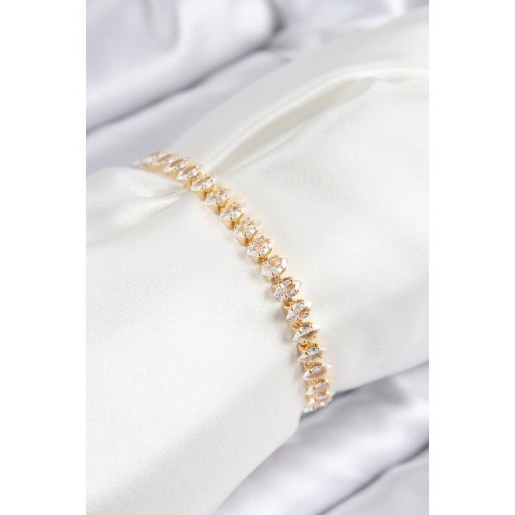 Gold-Colored Drop-Shaped Zircon Stone Women's Bracelet with Elevator - TJ-BB7741 Gold-Colored Drop-Shaped Zircon Stone Women's Bracelet with Elevator - TJ-BB7741