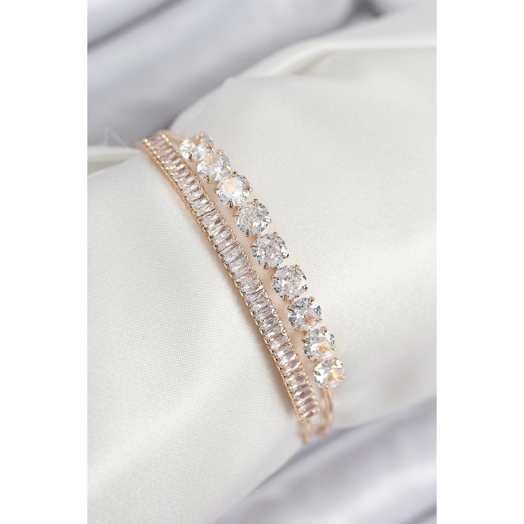 Gold-Colored Women's Bracelet with Zircon Stone Waterway Design - TJ-BB7857