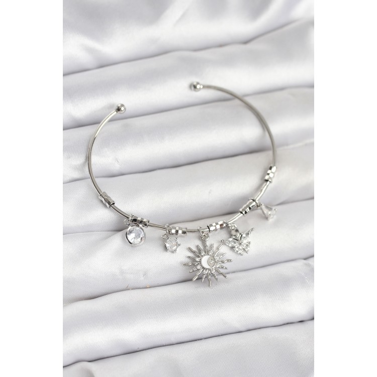 Güneş Charmlı Gümüş Renk Pirinç Kadın Bileklik - TJ-BB8042