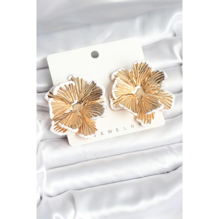 Gold-Plated White Mine Detailed Lotus Women's Earrings - TJ-BKP11367