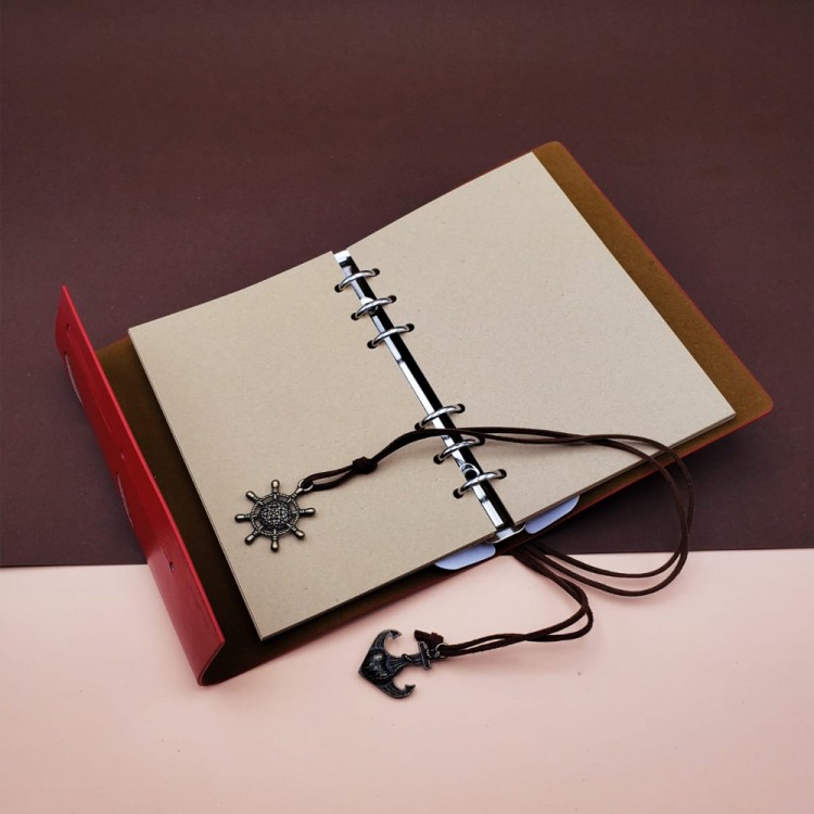 Deri Pusula Tasarımlı Defter Deri Pusula Tasarımlı Defter