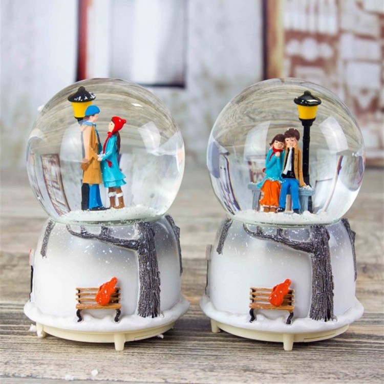 Large Street Lamp Winter Fairy Tale Snow Globe
