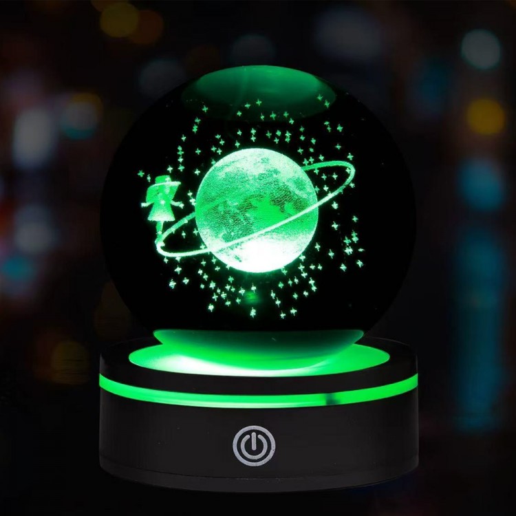 Renk Değiştiren Satürnlü Kız Dönen Cam Küre Renk Değiştiren Satürnlü Kız Dönen Cam Küre