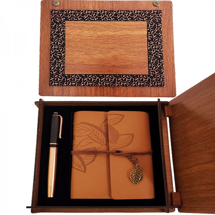 Ahşap Kutulu Taba Renk Deri Defter ve Kalem Set Ahşap Kutulu Taba Renk Deri Defter ve Kalem Set