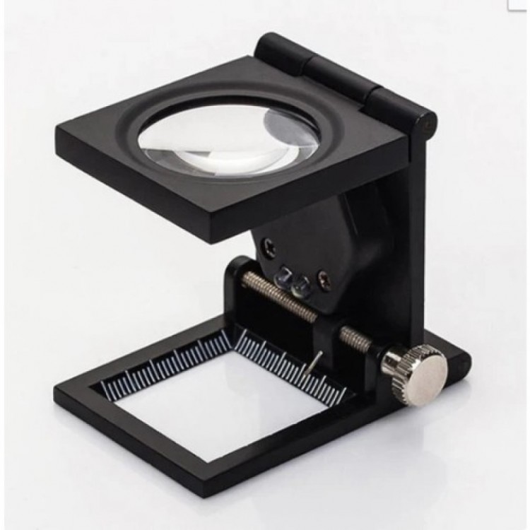 28x28 Mm Katlanır Sayaçlı Metal Lüp 2 LED Işıklı Büyüteç Tekstil TH-9005A 28x28 Mm Katlanır Sayaçlı Metal Lüp 2 LED Işıklı Büyüteç Tekstil TH-9005A