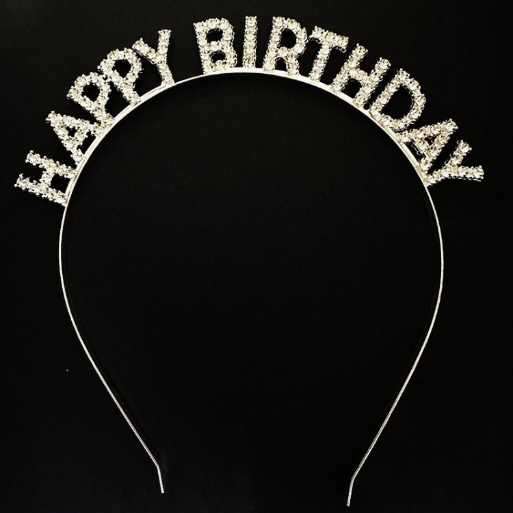 Gümüş Kristal Taşlı Happy Birthday Doğum Günü Tacı İthal Ürün 17x16 cm Gümüş Kristal Taşlı Happy Birthday Doğum Günü Tacı İthal Ürün 17x16 cm