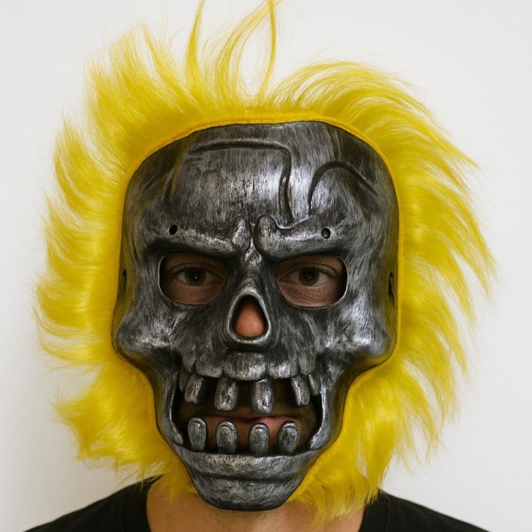 Wild Skull - Metalik Renk Kafatası Sarı Saçlı İskelet Maske Wild Skull - Metalik Renk Kafatası Sarı Saçlı İskelet Maske