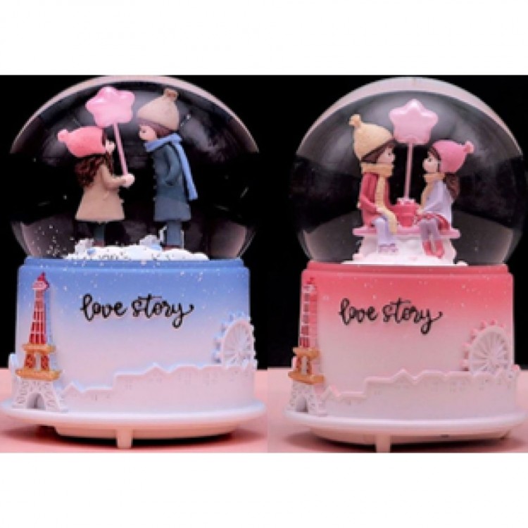 Love Story Snow Globe Medium WY20K47