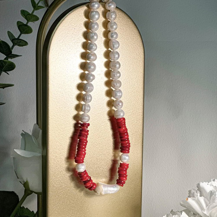 RED HARMONY NECKLACE