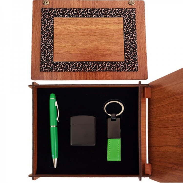 Wooden Box Green Pen Keyring and Lighter Set Wooden Box Green Pen Keyring and Lighter Set