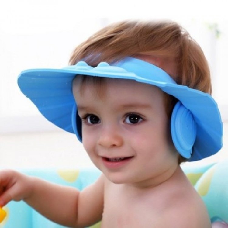 BABY BATH HAT WITH BUTTONS AND EARFLAPS