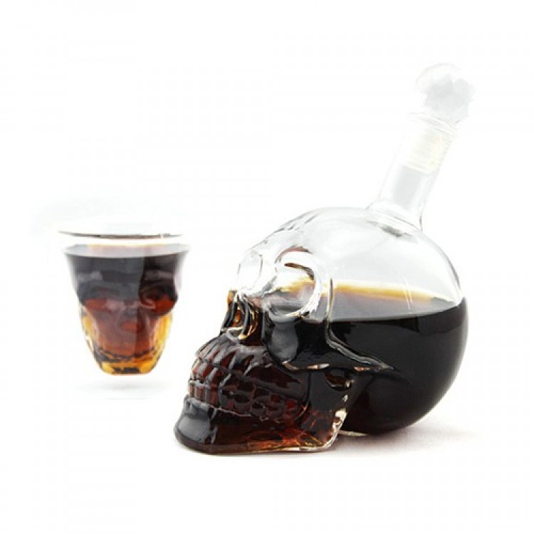 Skull Bottle 550 ml