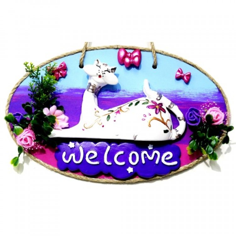 Handmade Door Decoration with Cat Figure and "Welcome" Written on It