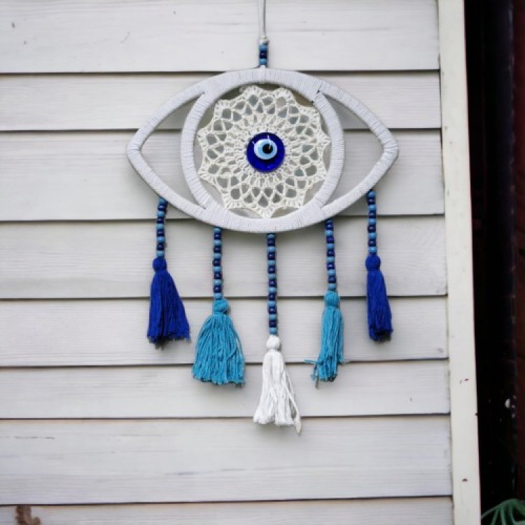White Lace Pom-Pom Evil Eye Bead Wall Decoration White Lace Pom-Pom Evil Eye Bead Wall Decoration