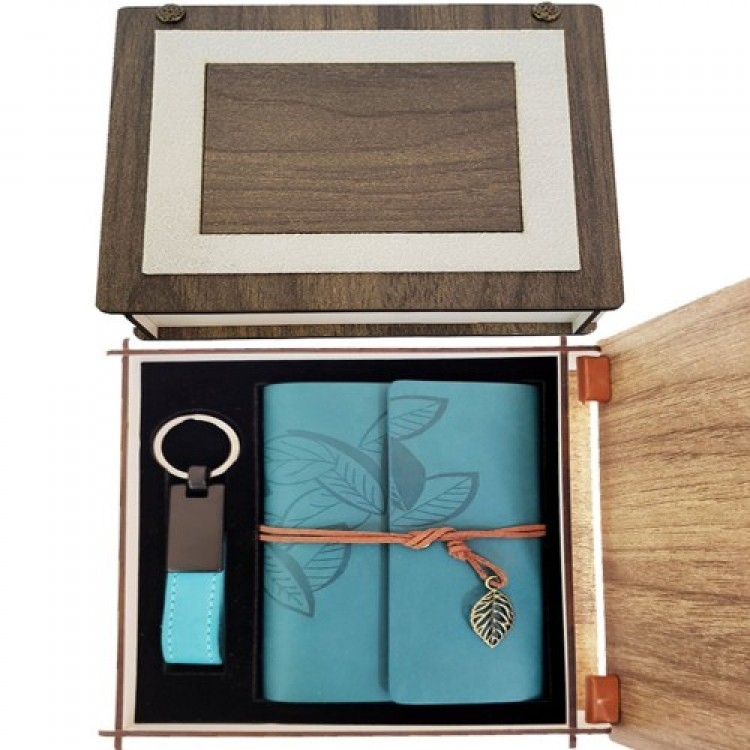 Special Wooden Box Blue Leather Notebook and Keychain Set Special Wooden Box Blue Leather Notebook and Keychain Set