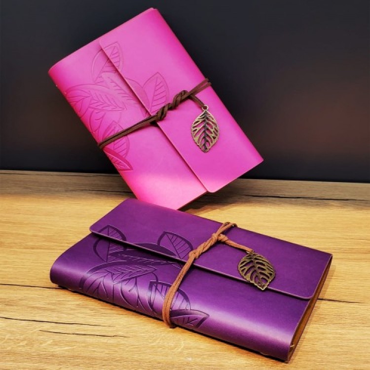 Leaf Patterned Plain Leather Notebook