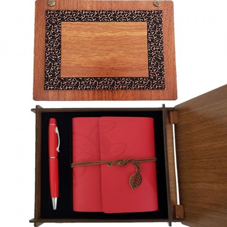 Wooden Box Red Leather Notebook and Metal Pen Set Wooden Box Red Leather Notebook and Metal Pen Set
