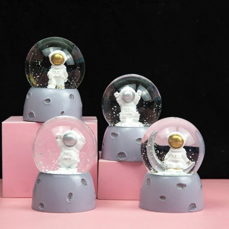 Mini Light-Up Astronaut Snow Globe