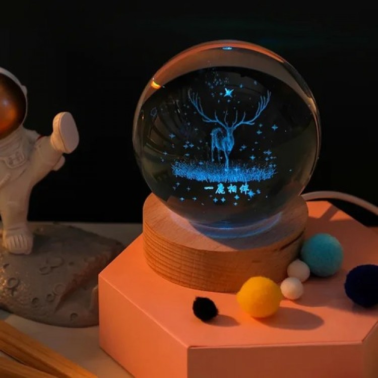 Color-Changing Deer Glass Ball Color-Changing Deer Glass Ball