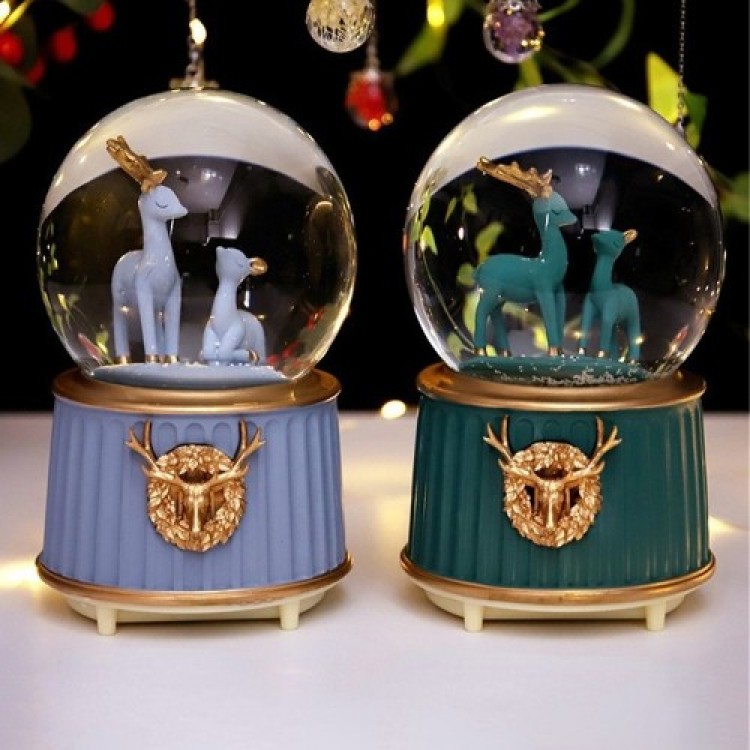 Large Geyikli Snow Globe with Spray