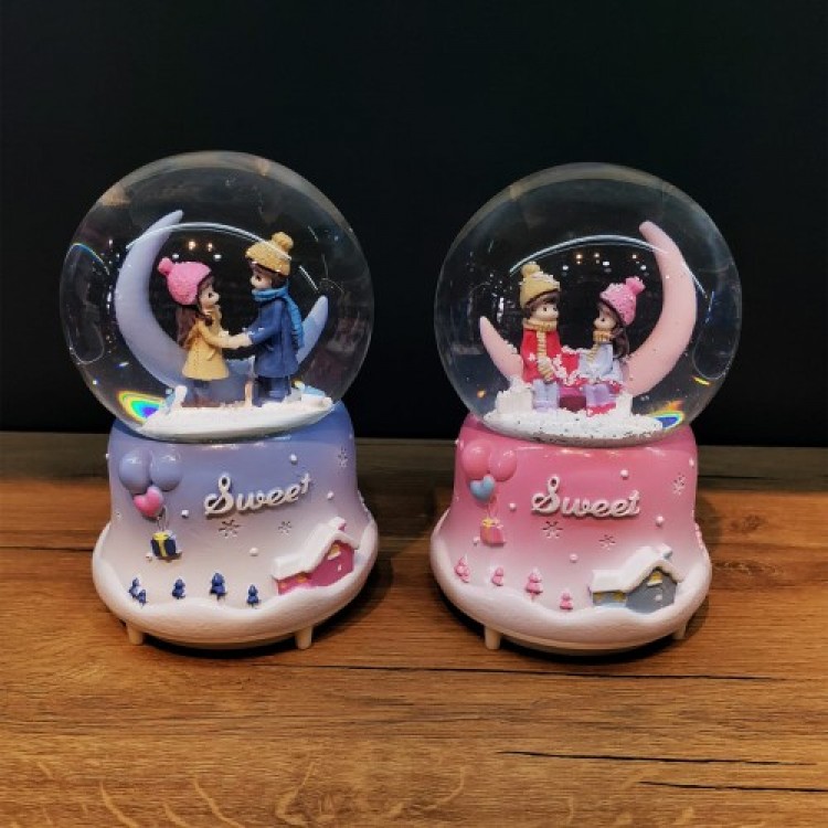 Large Spray Snow Globe